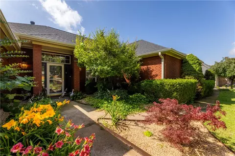 3977 Chesapeake St, Springdale, AR 72762