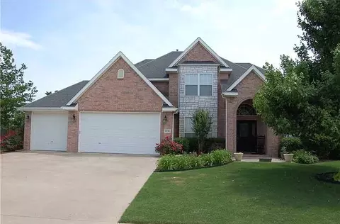 4206 W Warbal Trl, Rogers, AR 72758