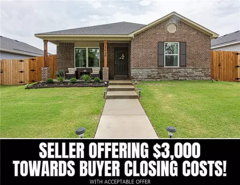 2420 E Illinois Aly, Fayetteville, AR 72701