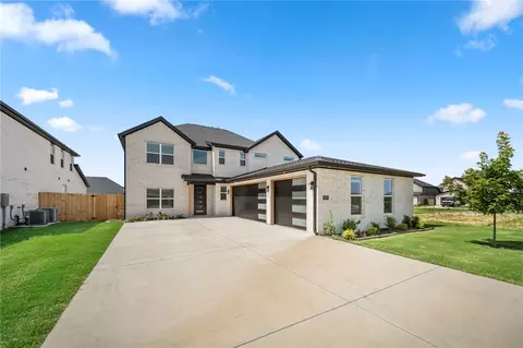 951 Moksha St, Centerton, AR 72719