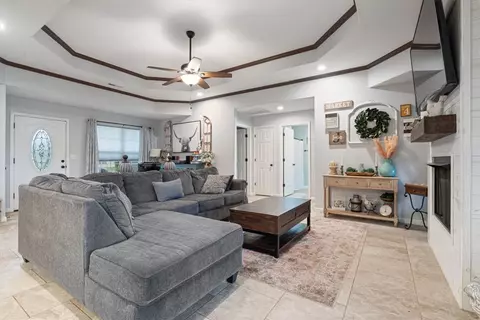 1523 William Ct, Siloam Springs, AR 72761
