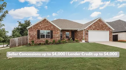 5803 W Poison Springs Dr, Fayetteville, AR 72704