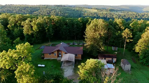 Hc 31 Box 120 F, Jasper, AR 72641