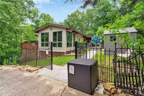 1524 N Hunter Dr, Fayetteville, AR 72701