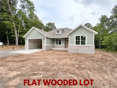 15 Lerwick Ln, Bella Vista, AR 72715