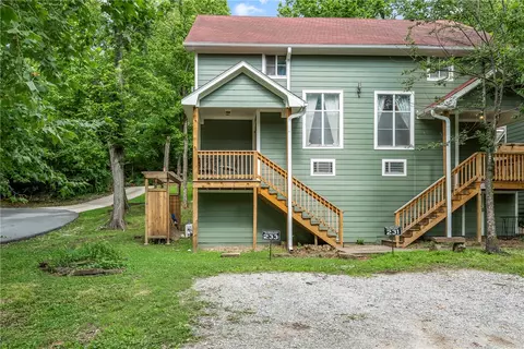 233 Gregg Ave, Fayetteville, AR 72701