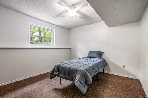 Bedroom - 18 Cardinal Ct, Rogers, AR 72756 photo 5 of 8
