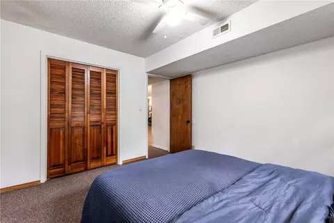 Bedroom - 18 Cardinal Ct, Rogers, AR 72756 photo 4 of 8