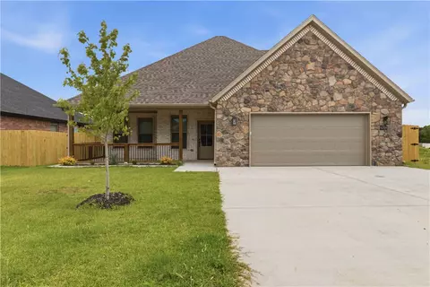 6704 Orange Ave, Bentonville, AR 72713