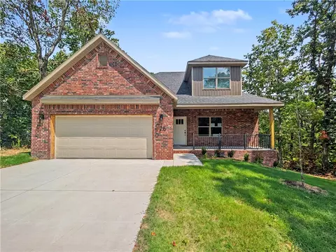 25 Sheffield Dr, Bella Vista, AR 72714