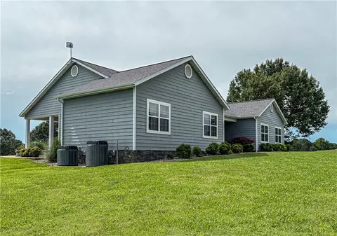 Exterior - 3888 Carole Ln, Harrison, AR 72601 photo 5 of 15