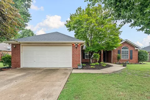 323 Center Dr, Lowell, AR 72745
