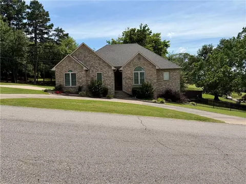 Exterior - 1201 Carruthers Dr, Morrilton, AR 72110 photo 7 of 16