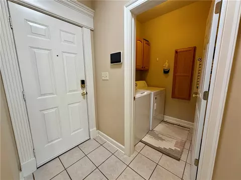 Entry Way - 1201 Carruthers Dr, Morrilton, AR 72110 photo 8 of 9