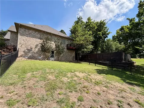 Exterior - 1201 Carruthers Dr, Morrilton, AR 72110 photo 8 of 16