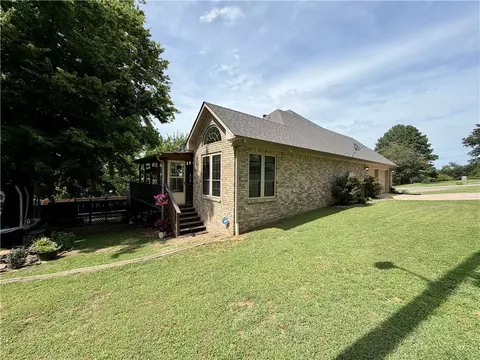 Exterior - 1201 Carruthers Dr, Morrilton, AR 72110 photo 4 of 16