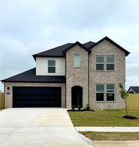 2300 Max Ave, Bentonville, AR 72713