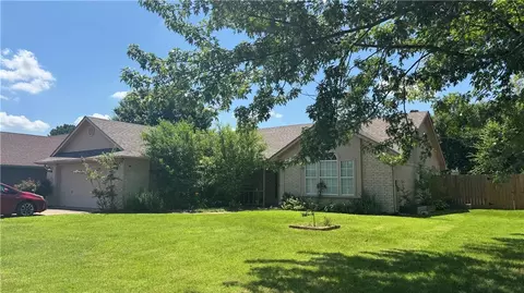 3406 W Beech Dr, Rogers, AR 72756