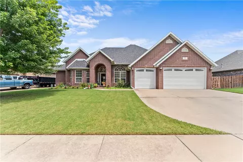 4376 W Wedge Dr, Fayetteville, AR 72704