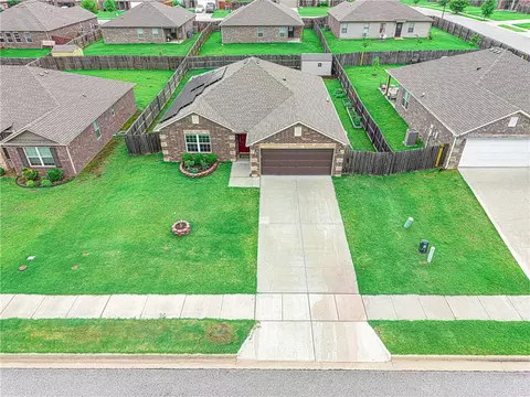 6704 SW Chestnut Hill Ave, Bentonville, AR 72713