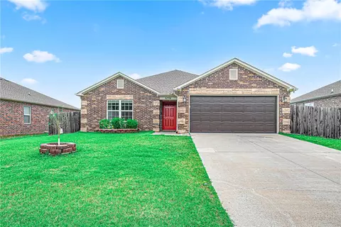 6704 SW Chestnut Hill Ave, Bentonville, AR 72713
