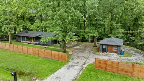 1286 S Curtis Ave, Pea Ridge, AR 72751