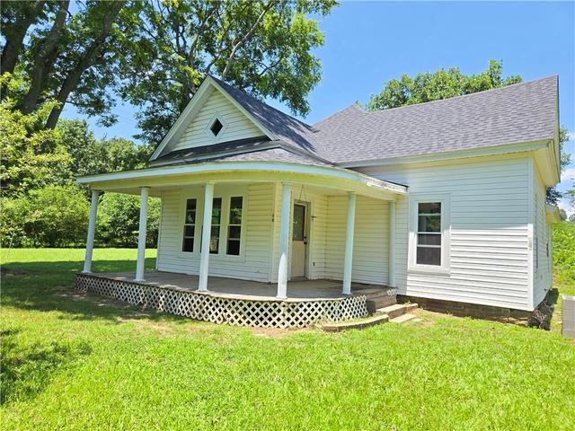 188 W Commercial St, Ratcliff, AR 72951
