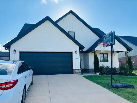 4800 SW Elderwood St, Bentonville, AR 72713