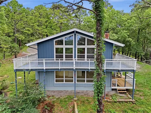 71 Parkway, Eureka Springs, AR 72632