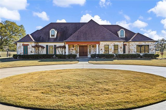 2365 W Gum Log, Russellville, AR 72802