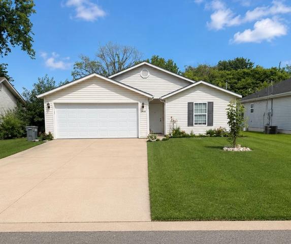 1414 N B St, Rogers, AR 72756