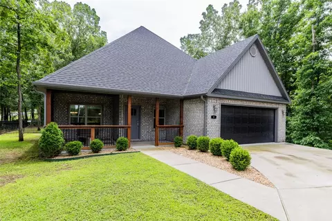 1 Rountree Cir, Bella Vista, AR 72715