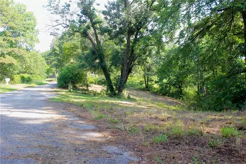 500 County Road 241, Eureka Springs, AR 72632
