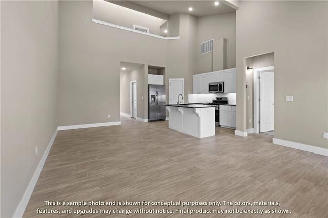 471 Jasper Ave, Centerton, AR 72719