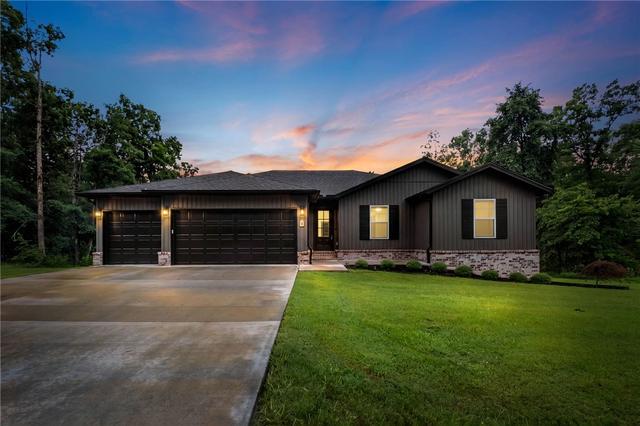 11 Kirkliston Ln, Bella Vista, AR 72715