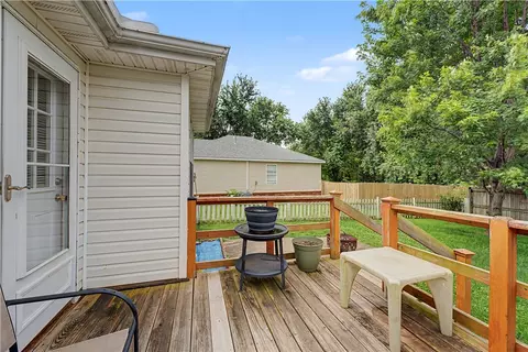 302 S Wright St, Lowell, AR 72745 photo 21