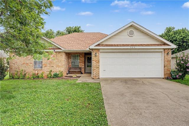 302 S Wright St, Lowell, AR 72745