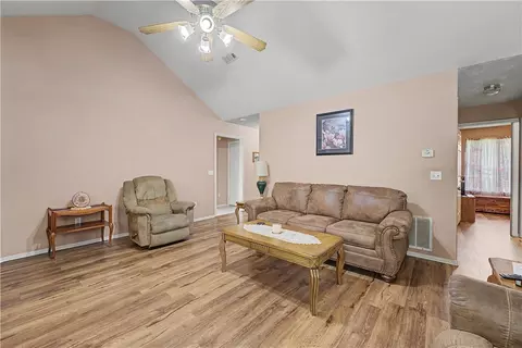 302 S Wright St, Lowell, AR 72745 photo 5