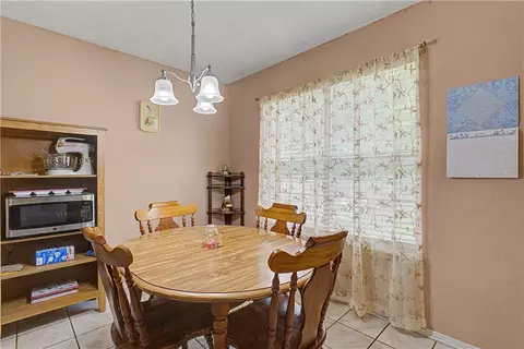 302 S Wright St, Lowell, AR 72745 photo 6