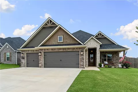1400 Dresden Dr, Centerton, AR 72719