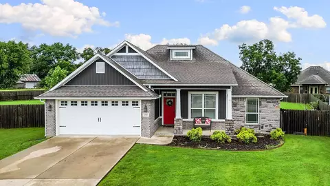 202 Adams St, Pea Ridge, AR 72751