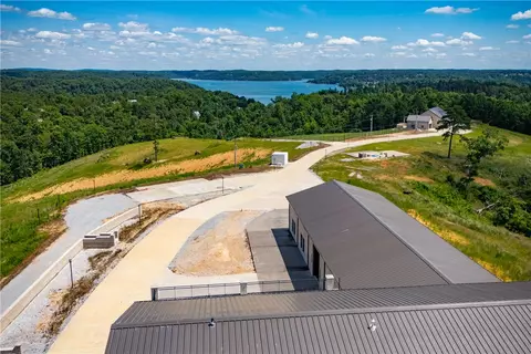 10257 Broken Bow Trl, Rogers, AR 72756