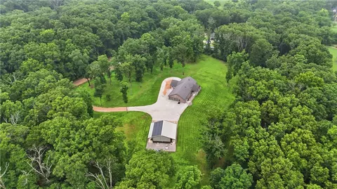 13520 Gooseberry Rd, Bentonville, AR 72712