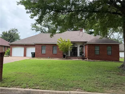 1808 70th St, Fort Smith, AR 72903