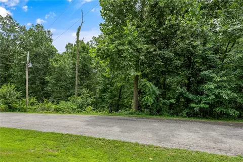 Sanquhar Lane, Bella Vista, AR 72715
