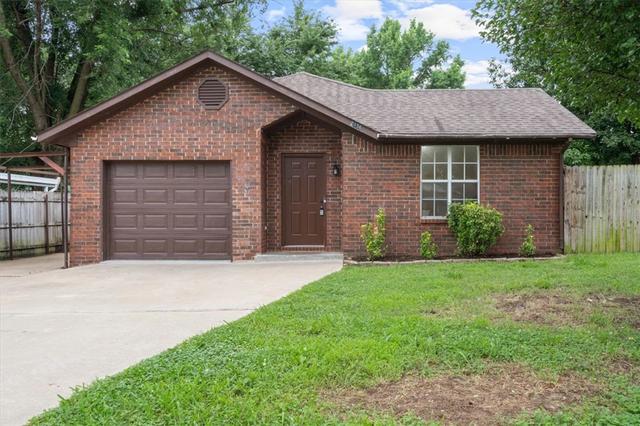 2436 W Twin Springs St, Siloam Springs, AR 72761
