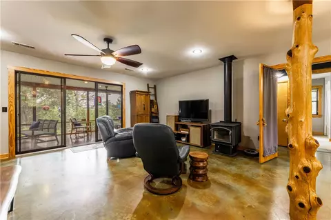 Living - 640 S Forty Rd, West Fork, AR 72774 photo 1 of 1