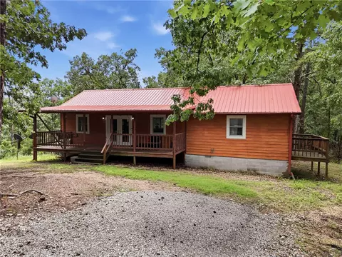 305 County Road 2664, Eureka Springs, AR 72632