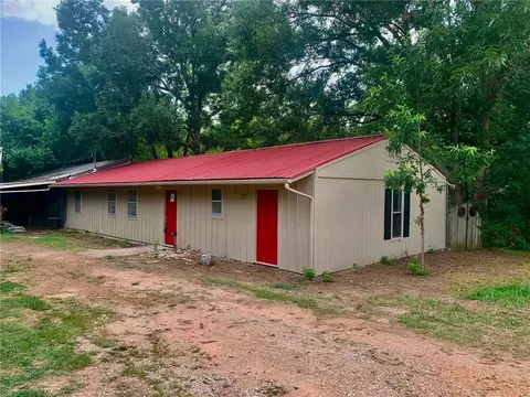 2422 Hayden Rd, Pea Ridge, AR 72751