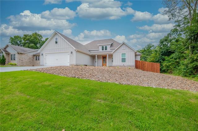 9 Clevedon Cir, Bella Vista, AR 72715